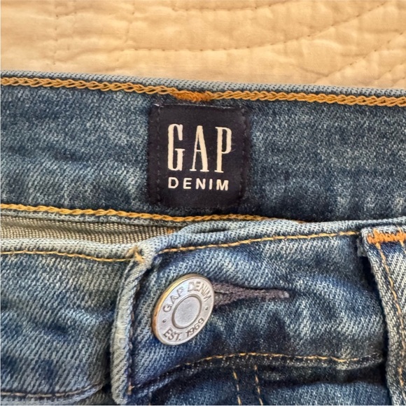 GAP Cigarette Jeans Women’s 8/29 Distressed Raw Hem Mid Rise Blue Denim - Picture 4 of 7